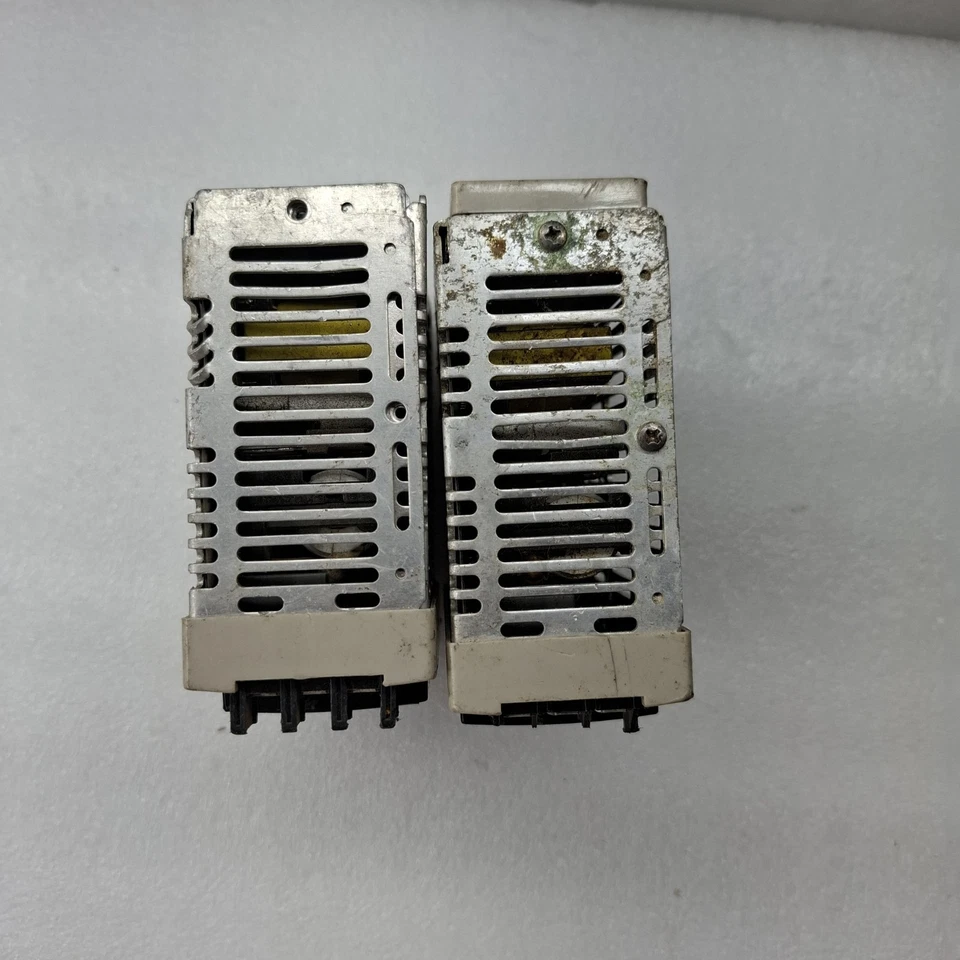 LOT OF 2 PCS OMRON 24VDC 5A POWER SUPPLY S8VS-12024AP/ED2 INPUT 100-240VAC